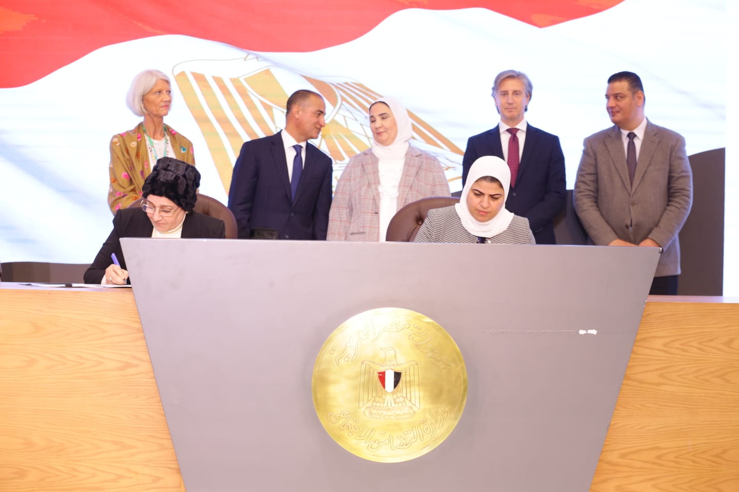 تعاون مشترك مع مؤسسات المجتمع المدني