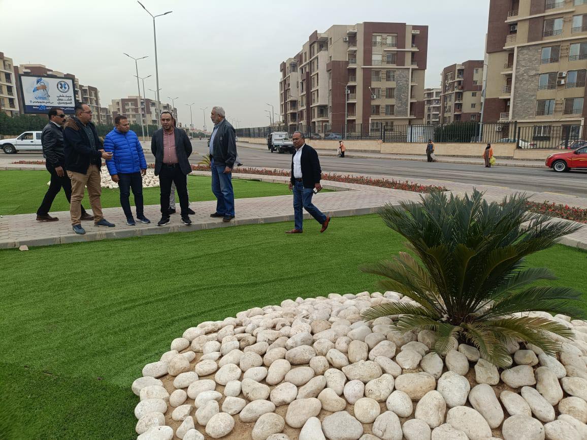 الجزار يتابع مشروعات المرافق والطرق بـ5 مدن جديدة