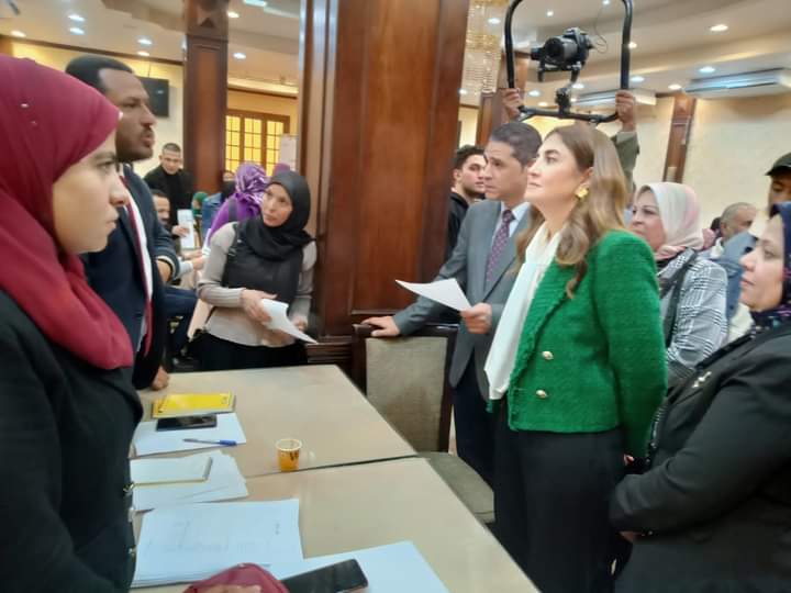 افتتاح ملتقي توظيف الشباب
