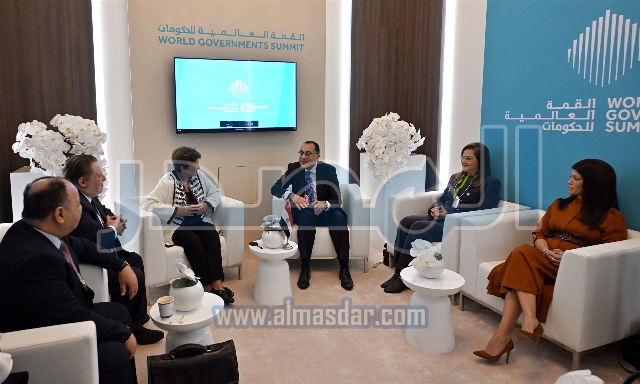 رئيس الوزراء يلتقي مدير عام صندوق النقد الدولي