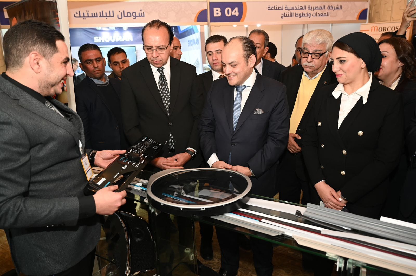 وزير التجارة يفتتح فعاليات معرض