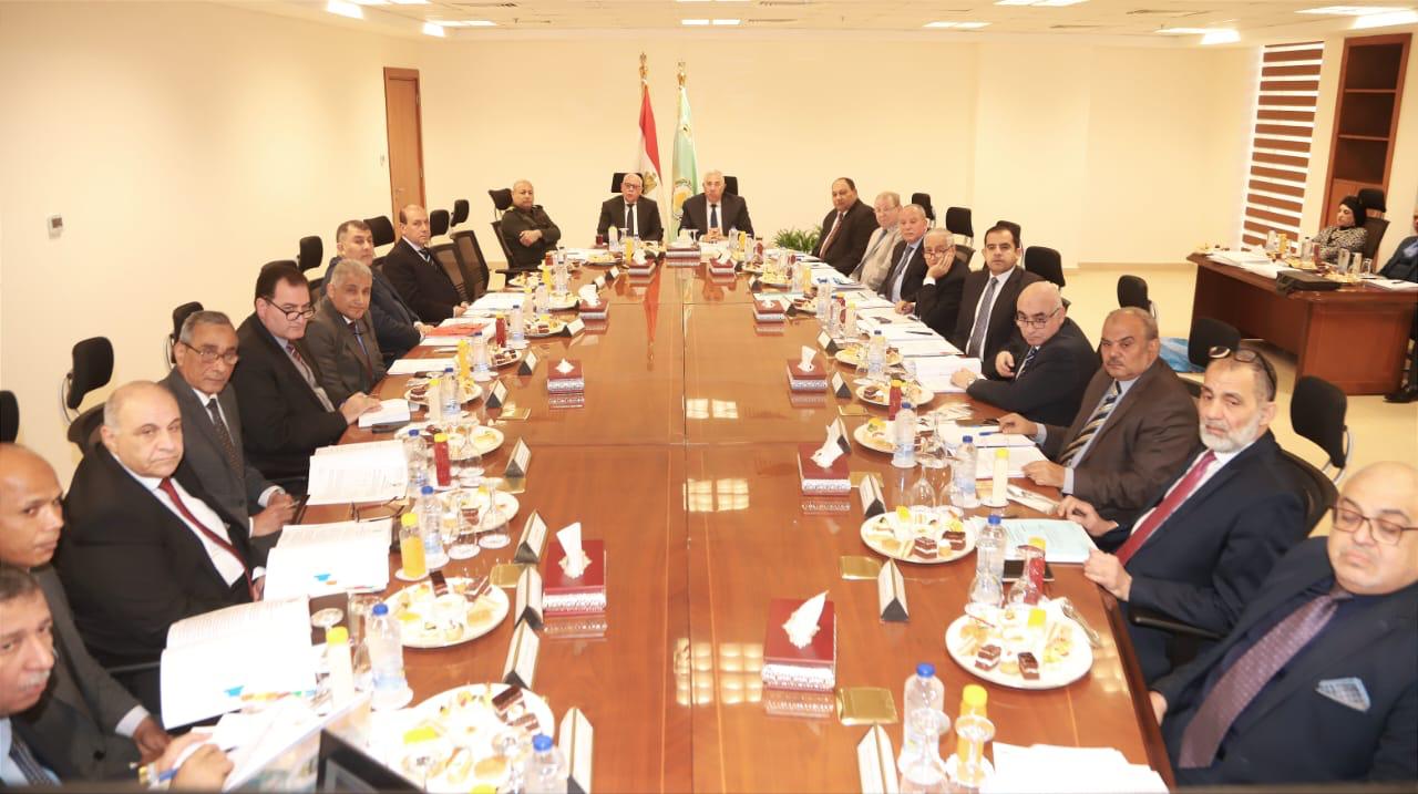اجتماع هيئة التعمير والتنمية الزراعية
