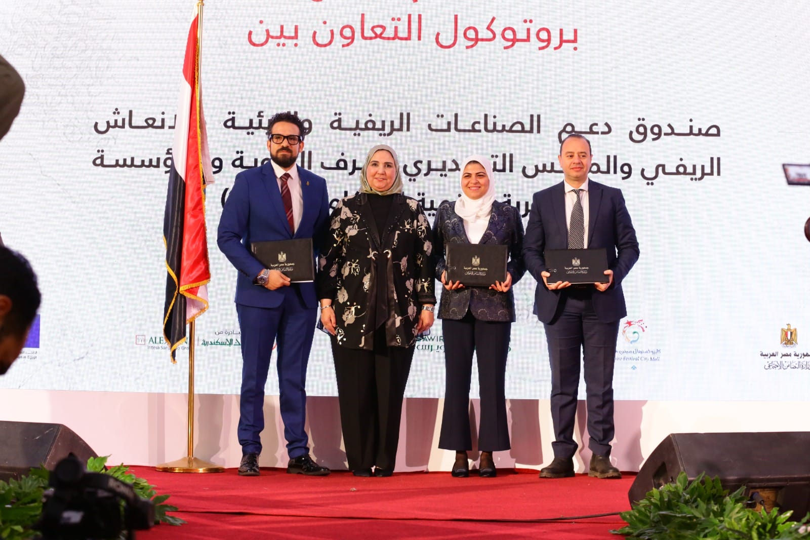 القباج تفتتح الدورة الـ 66 لمعرض ديارنا للحرف اليدوية