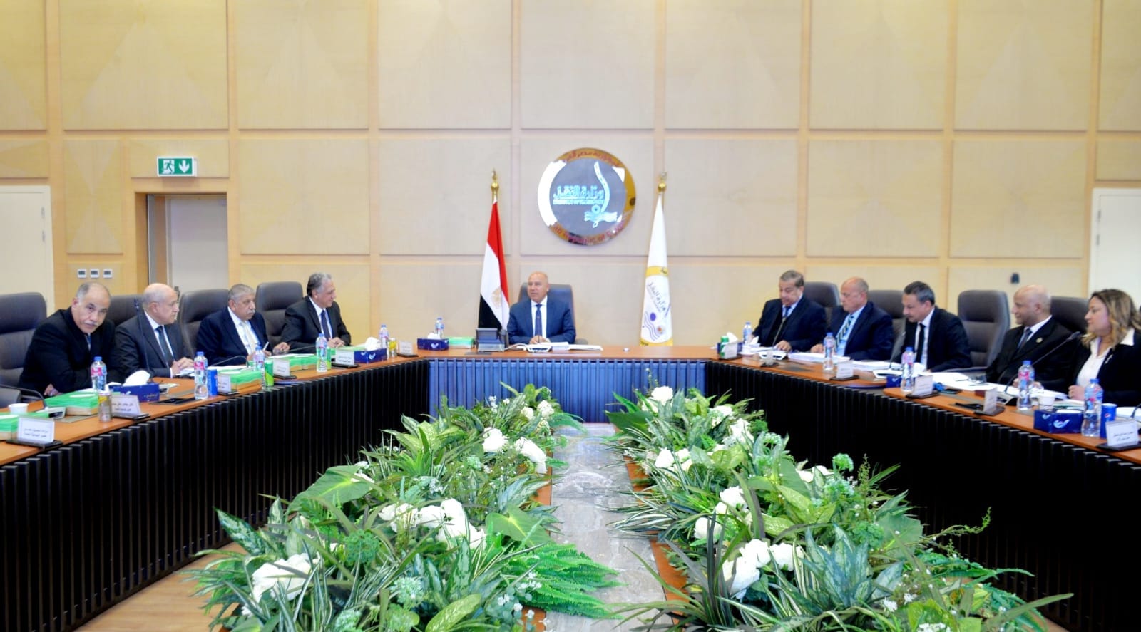 وزير النقل يترأس اجتماع الجمعية العامة للشركة القابضة