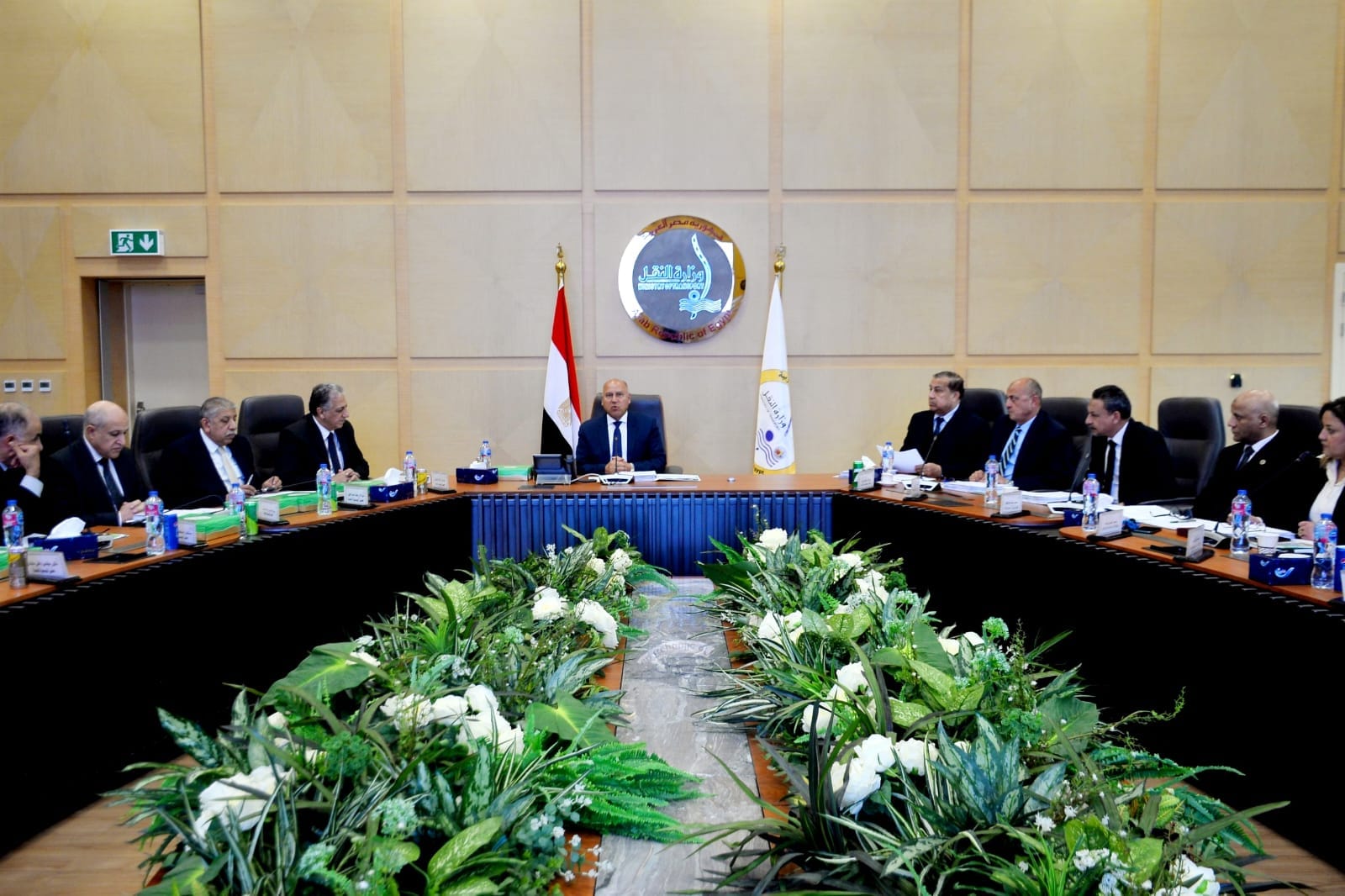 وزير النقل يترأس اجتماع الجمعية العامة للشركة القابضة