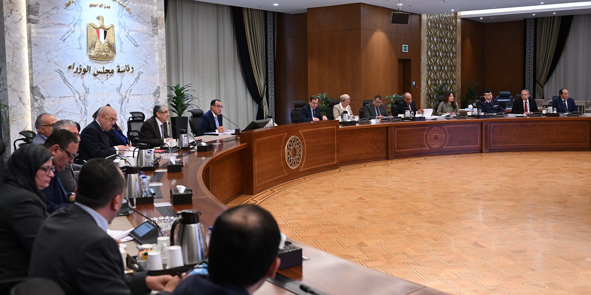 اجتماع رئيس الوزراء مع المجلس الأعلى للطاقة