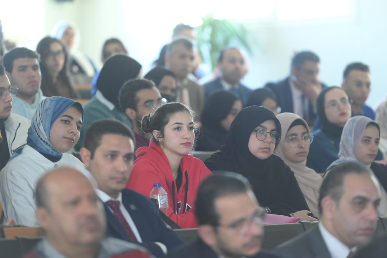 الرقابة المالية تعقد لقاء مع أعضاء هيئة تدريس بجامعة حورس