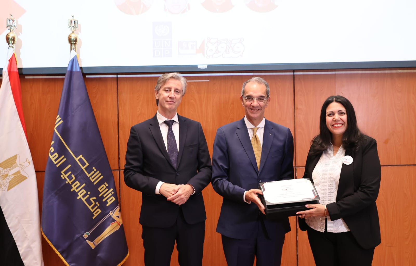 وزير الاتصالات يفتتح فعاليات ملتقى