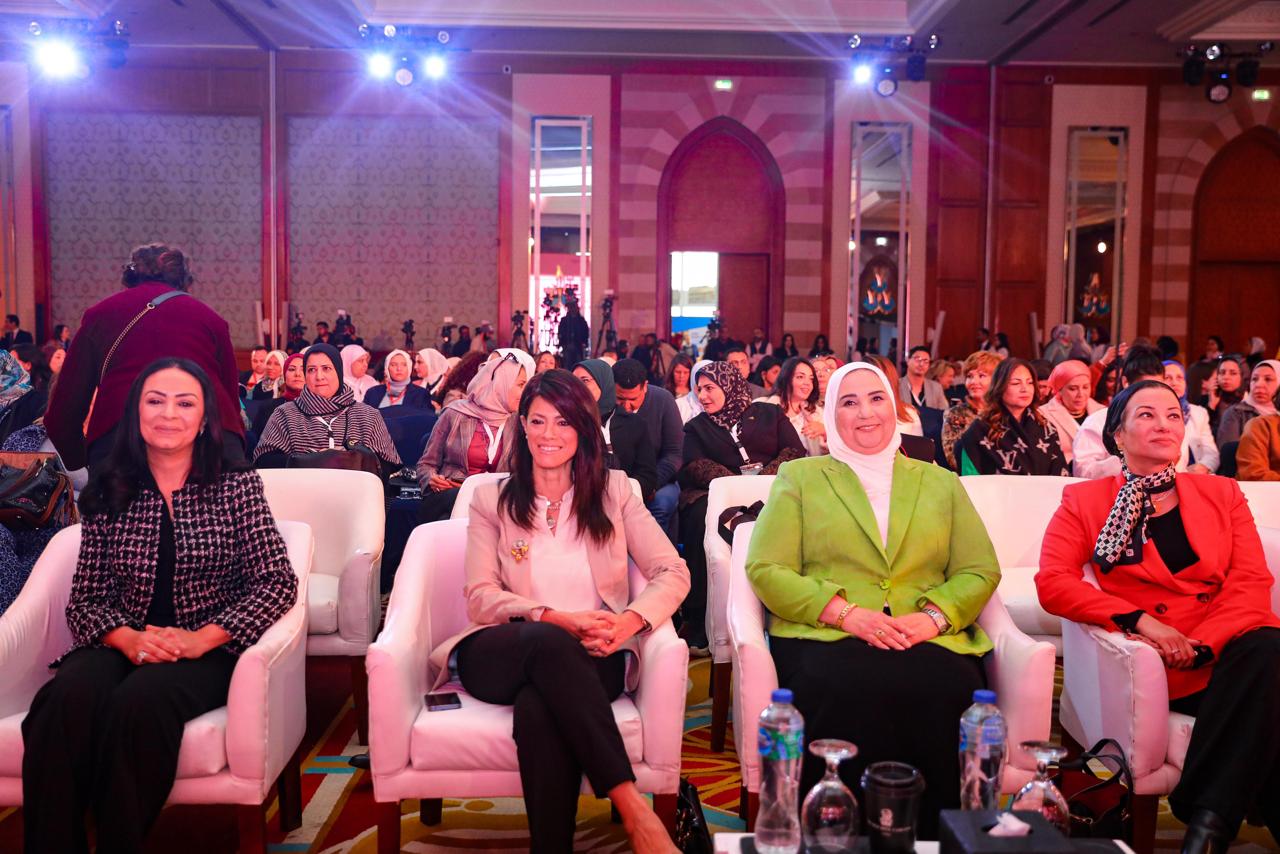المشاط خلال افتتاح فعاليات النسخة الثالثة من قمة المرأة المصرية