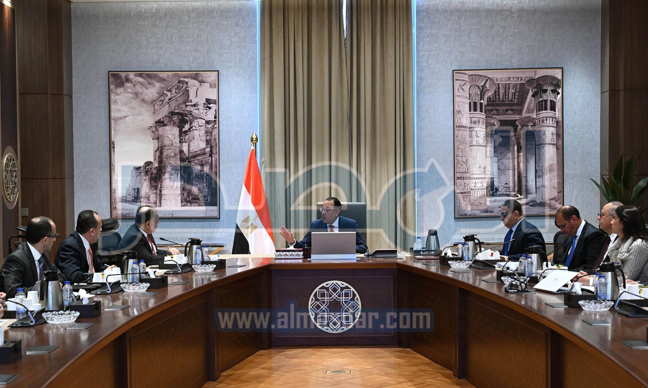 توجيهات رئاسية بالإفراج الفوري عن البضائع من الموانئ