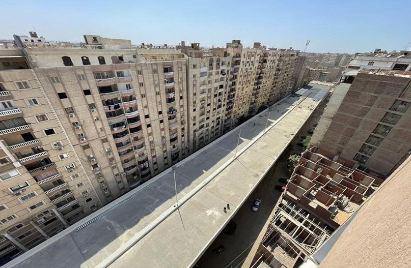 وزير الإسكان يتابع موقف تنفيذ مشروع محور