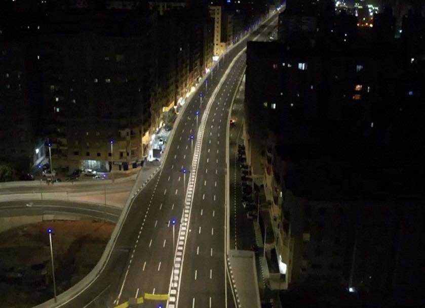وزير الإسكان يتابع موقف تنفيذ مشروع محور