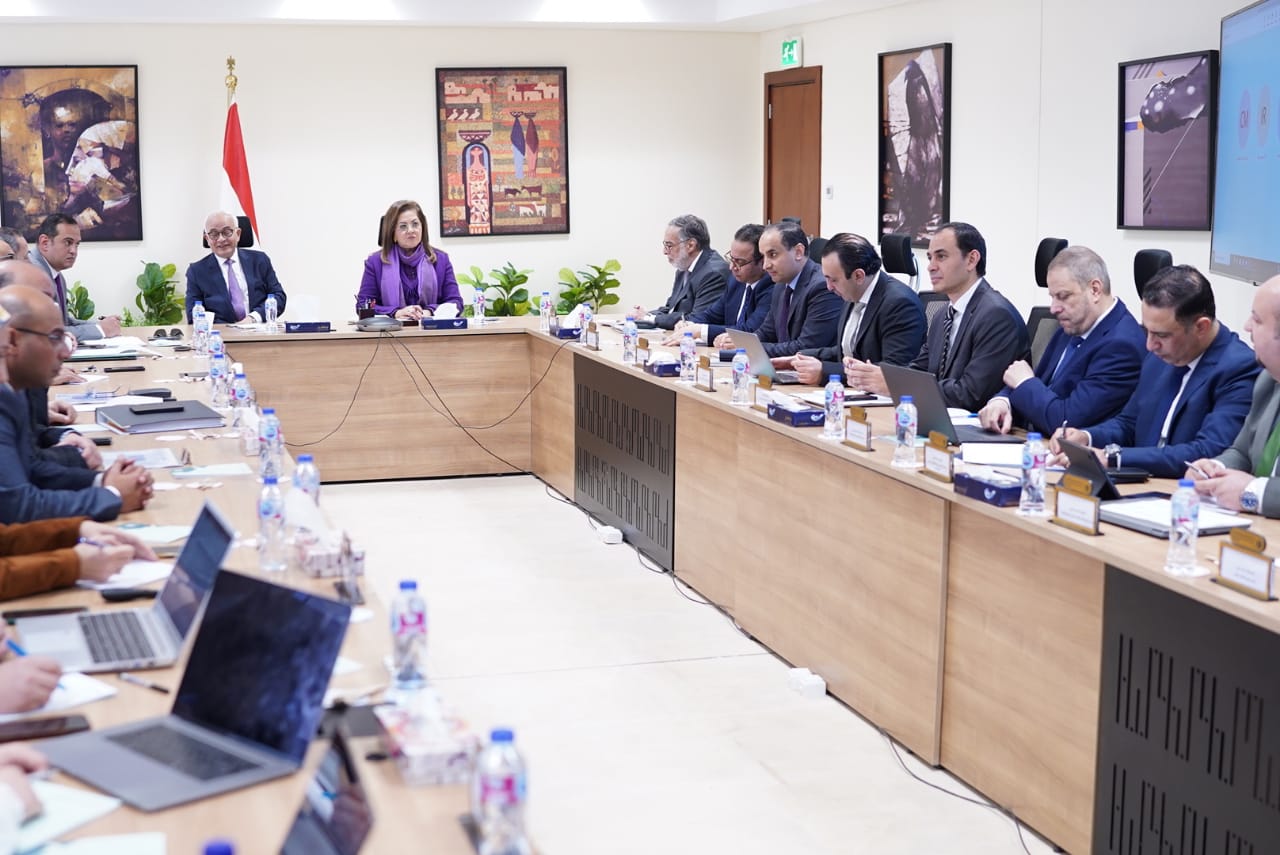 وزيرا التخطيط والتربية والتعليم يناقشان ملامح الخطة الاستثمارية للوزارة للعام المالي 24/2025