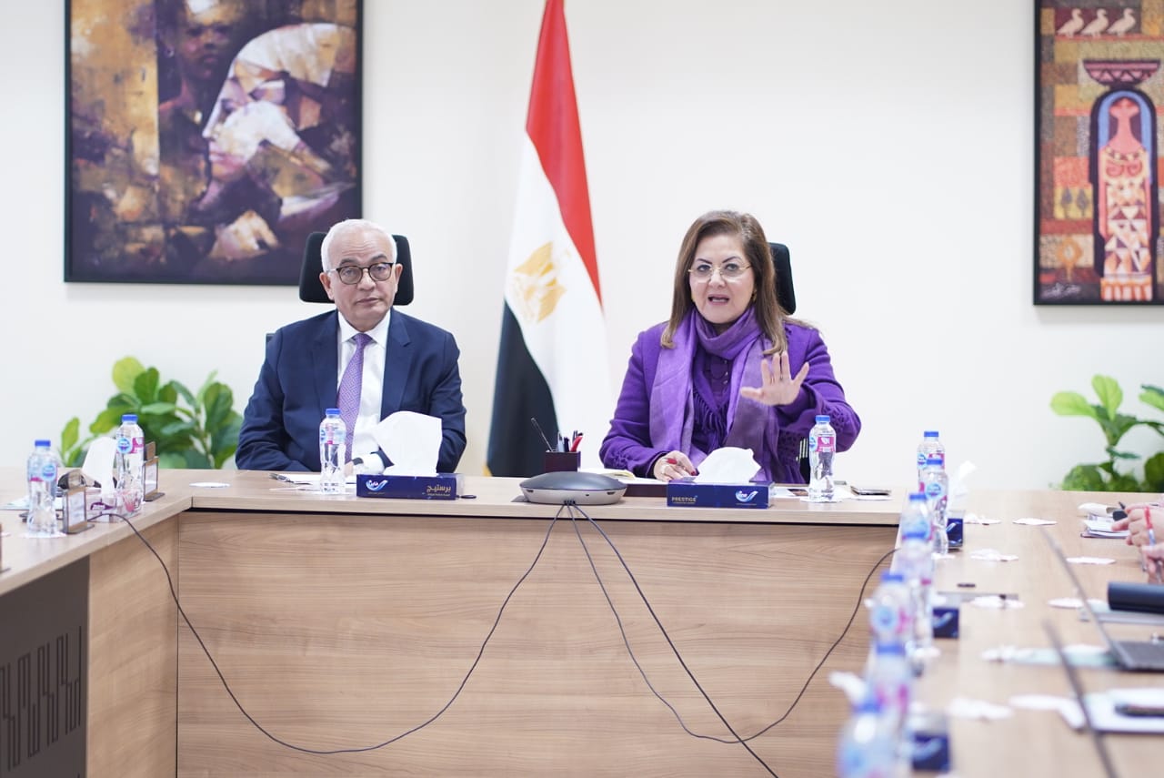 وزيرا التخطيط والتربية والتعليم يناقشان ملامح الخطة الاستثمارية للوزارة للعام المالي 24/2025