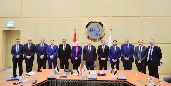 وزير النقل في اجتماع مع وزيرة النقل الاردنية