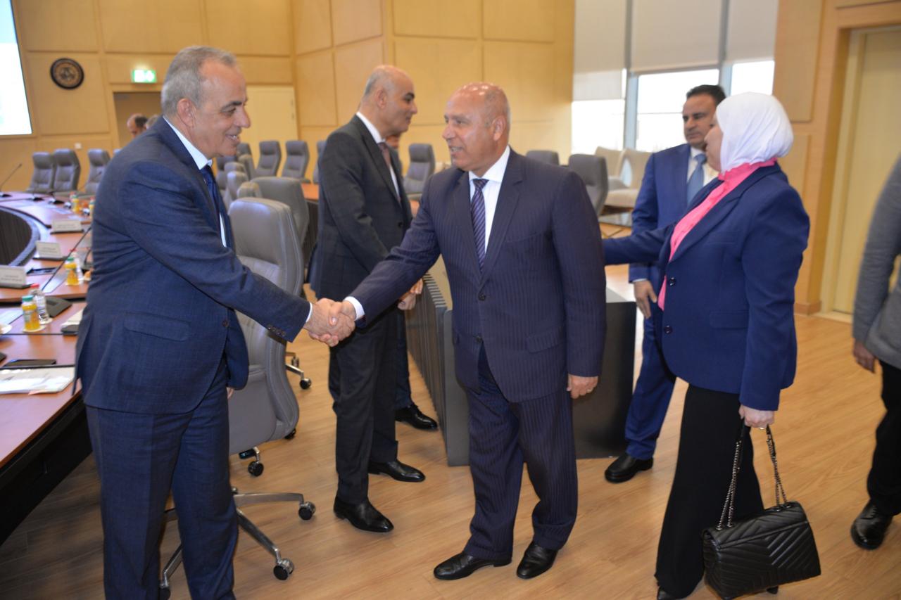 وزير النقل في اجتماع مع وزيرة النقل الاردنية