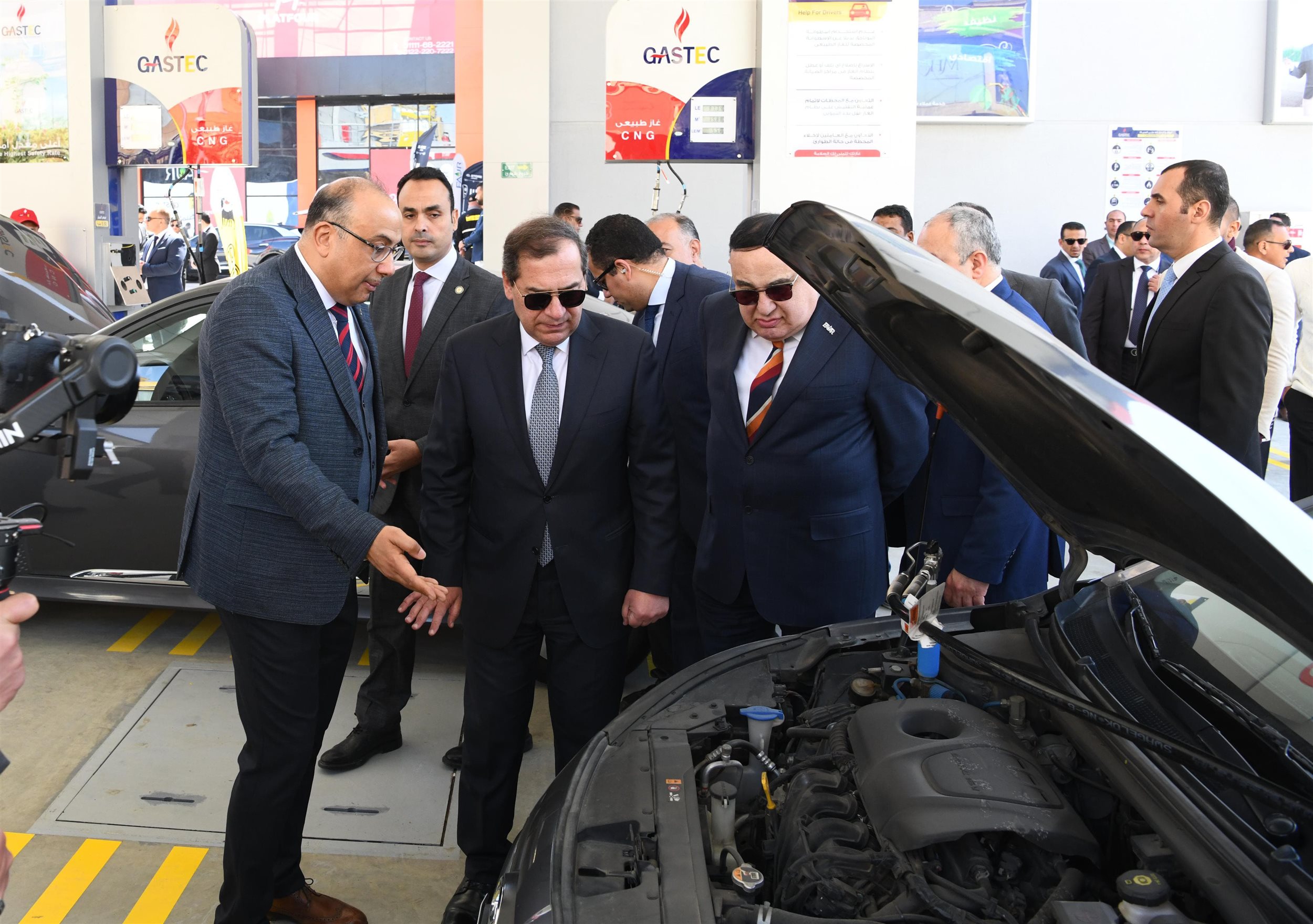 الملا يفتتح محطة التموين المتكاملة