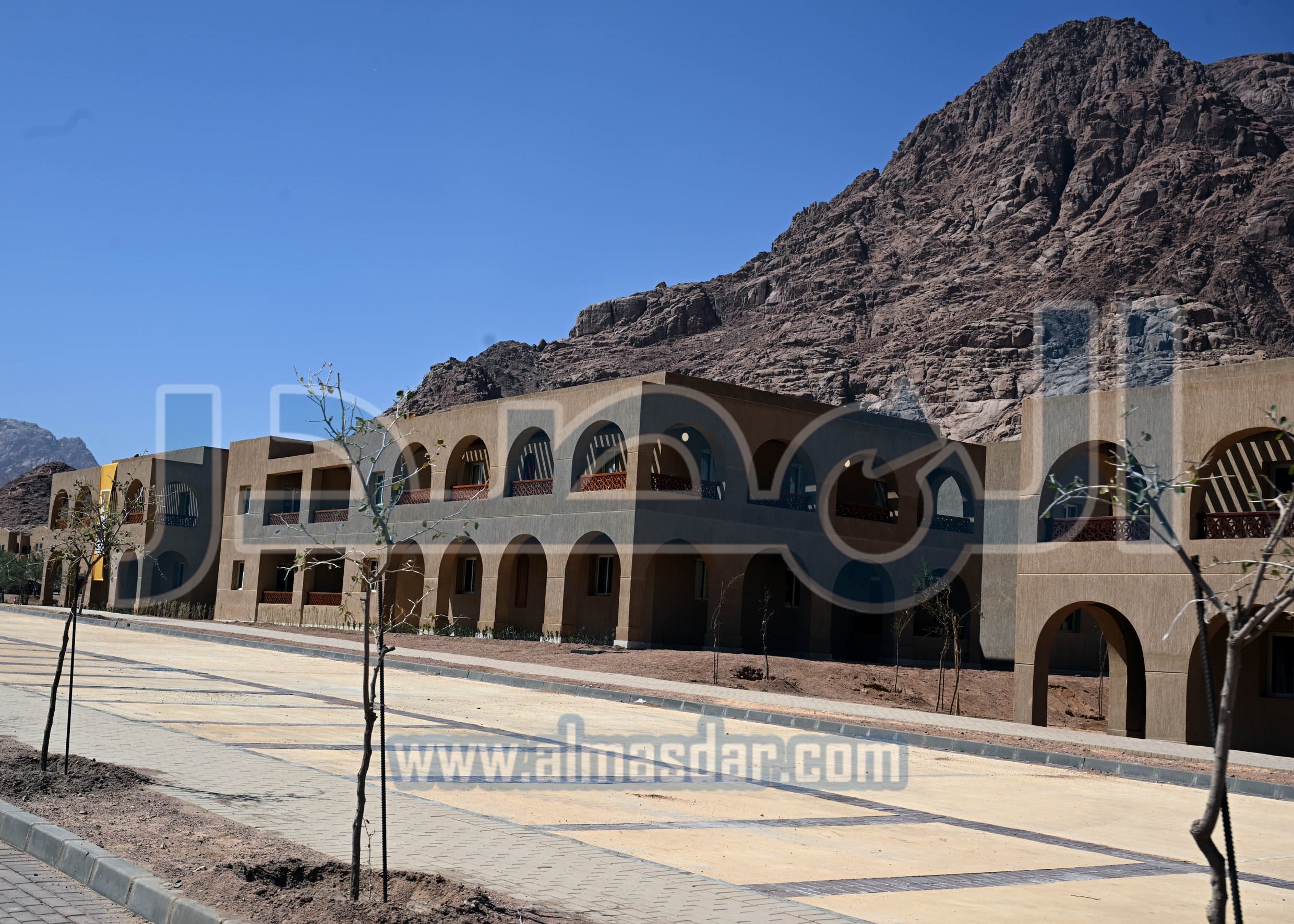 رئيس الوزراء يبدأ جولة تفقدية بمدينة سانت كاترين