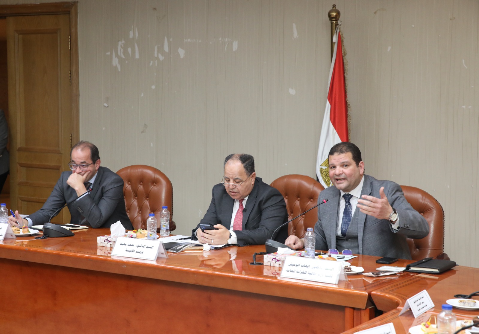 وزير المالية فى حوار مفتوح حول الموازنة الجديدة
