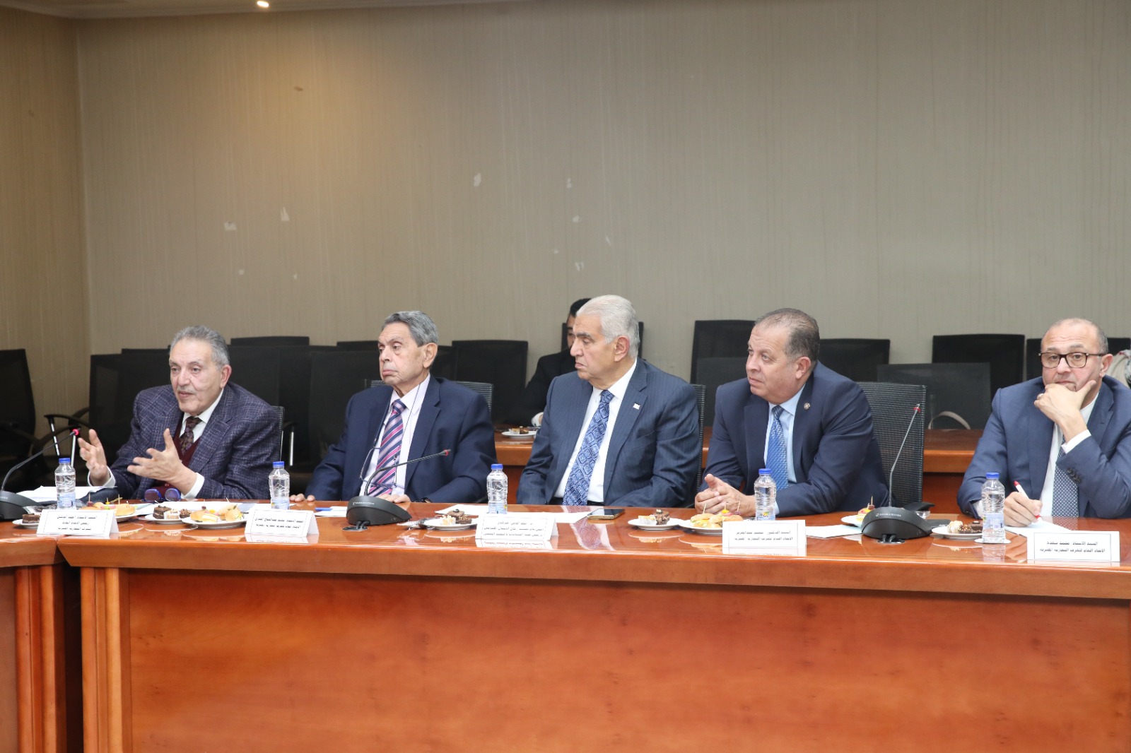 وزير المالية فى حوار مفتوح حول الموازنة الجديدة