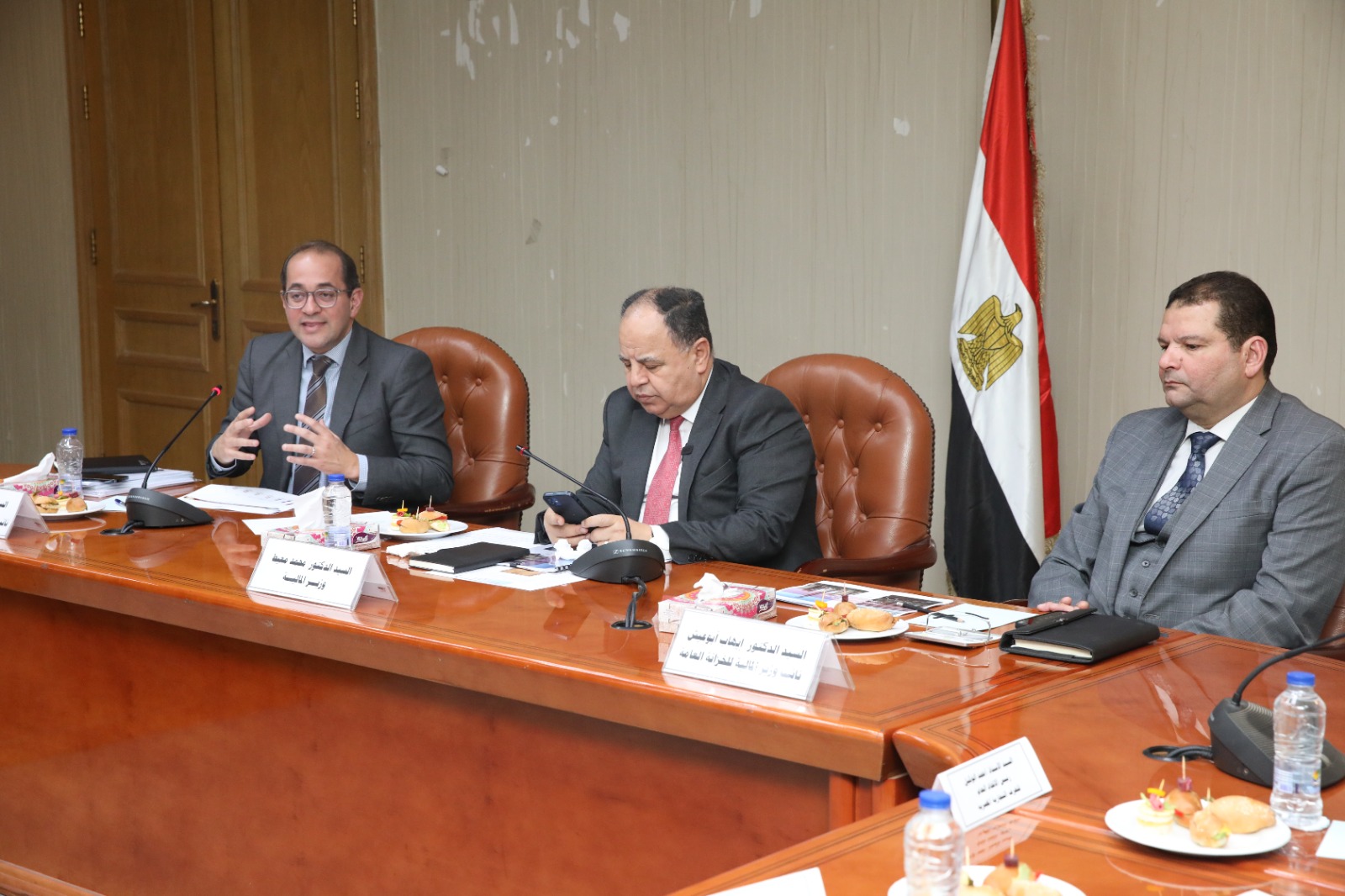 وزير المالية فى حوار مفتوح حول الموازنة الجديدة