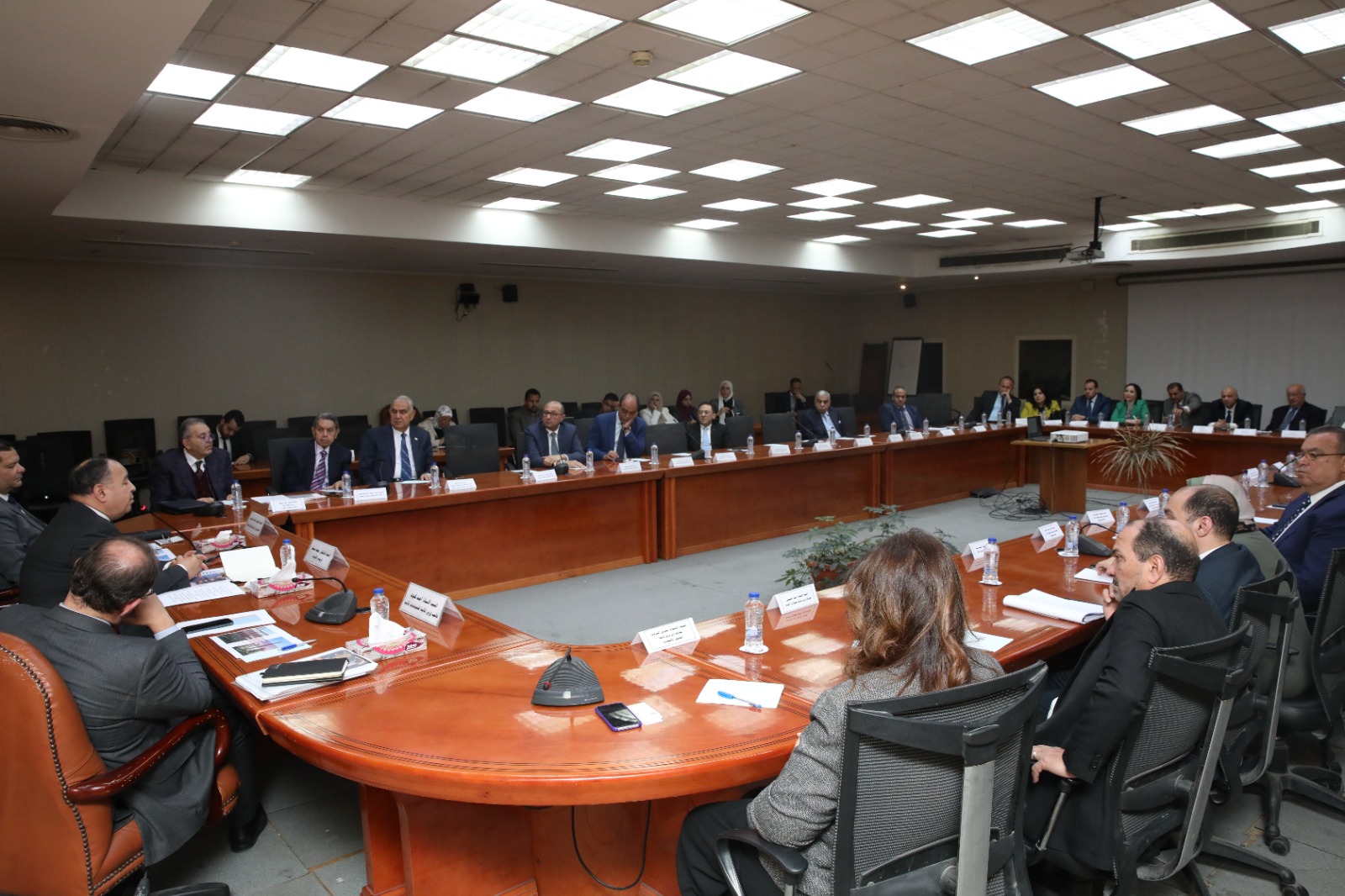 وزير المالية فى حوار مفتوح حول الموازنة الجديدة