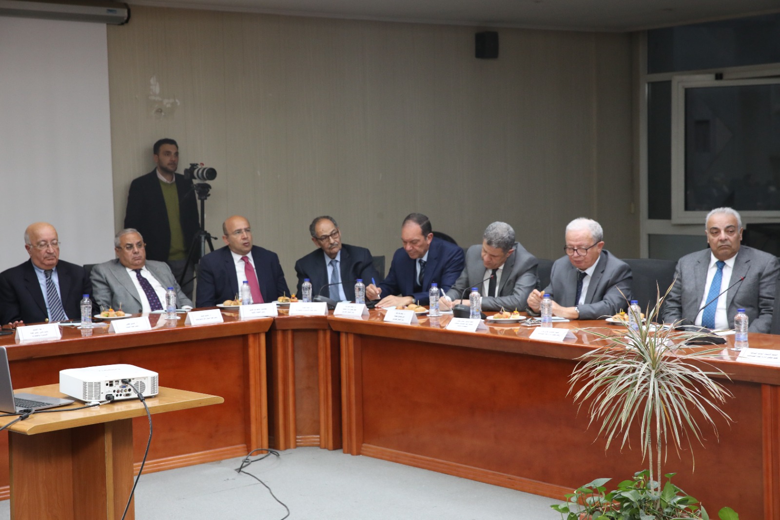 وزير المالية فى حوار مفتوح حول الموازنة الجديدة