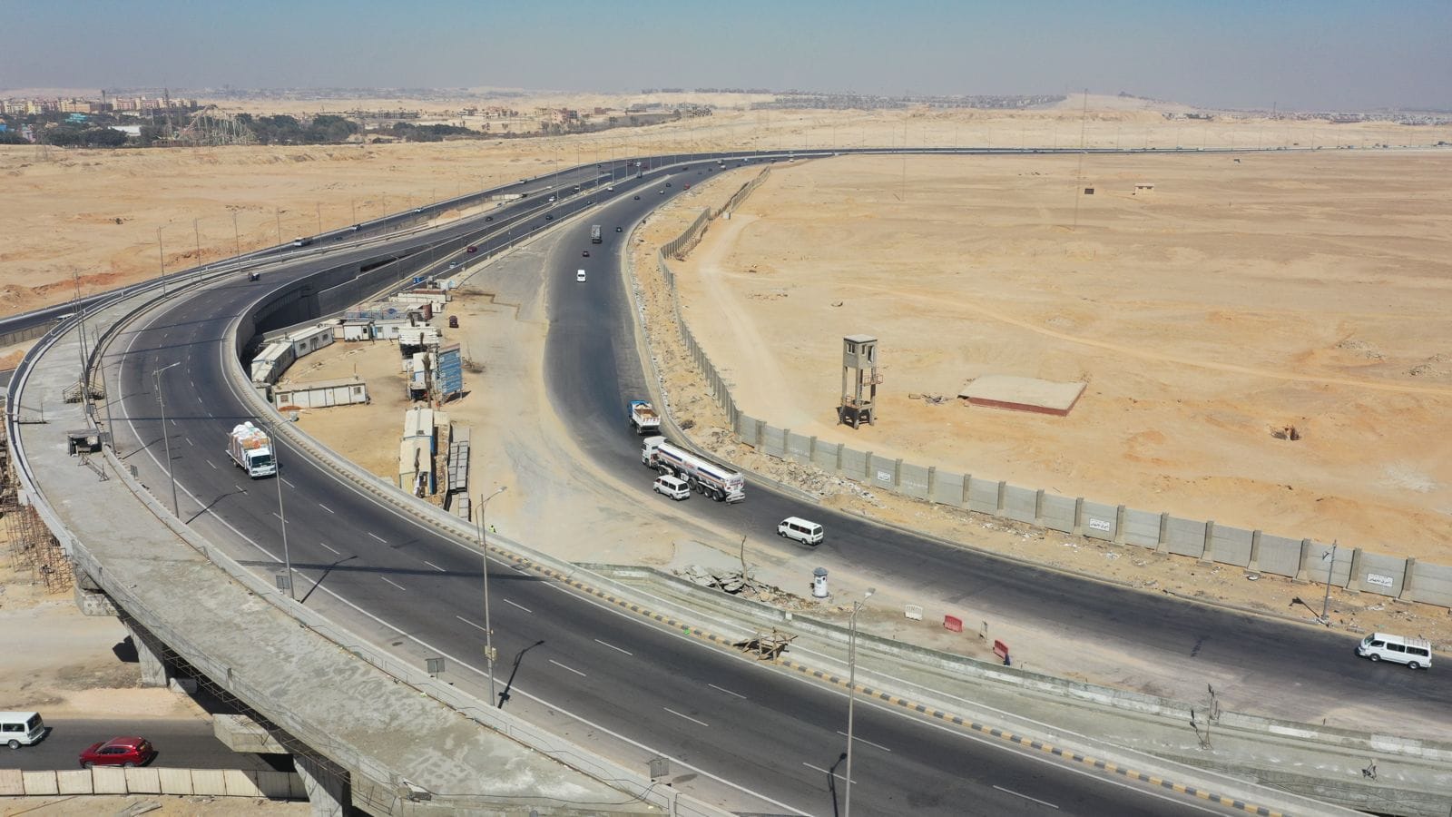 وزير النقل يتفقد المرحلة الثانية لمشروع تطوير الطريق الدائري