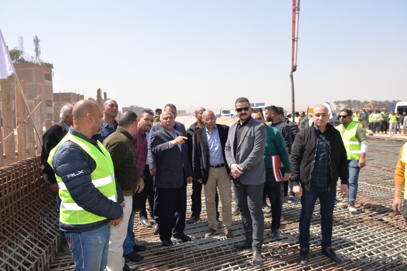 وزير النقل يتفقد المرحلة الثانية لمشروع تطوير الطريق الدائري