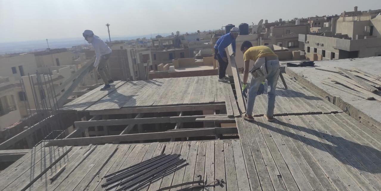 حملات غلق للأنشطة المخالفة بـ8مدن جديدة
