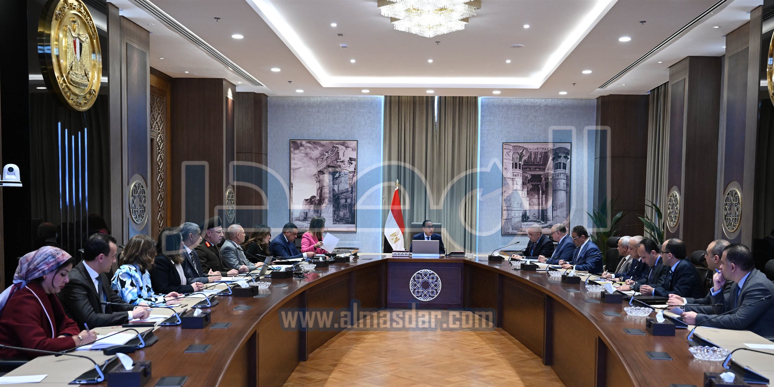 رئيس الوزراء يُتابع الموقف التنفيذي للمشروعات السكنية