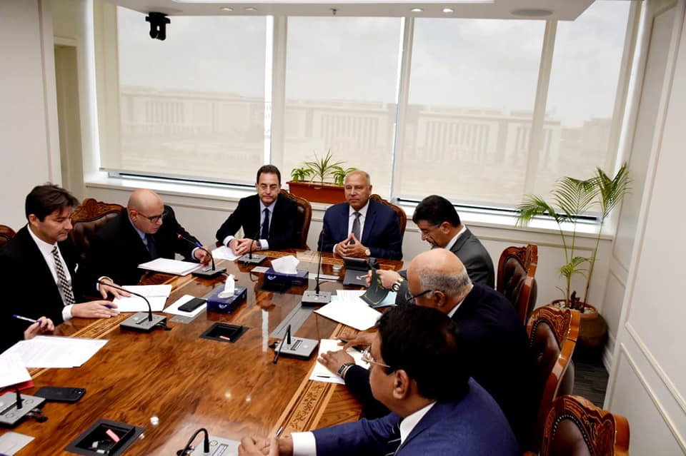 وزير النقل يستقبل السفير إيريك شوفاليي