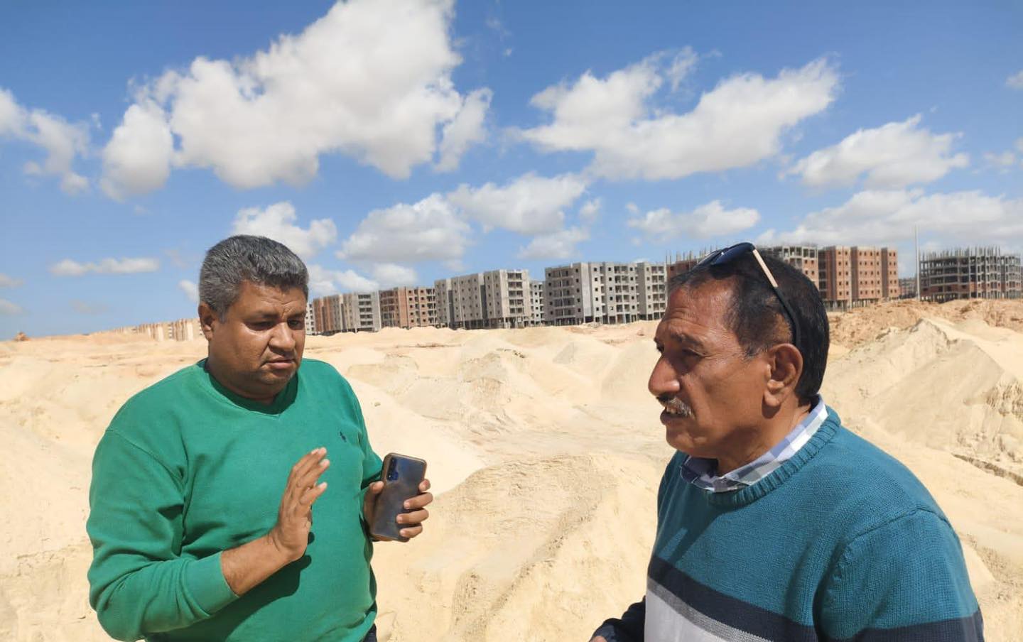 وزير الإسكان يتابع المشروعات السكنية بـ4 مدن