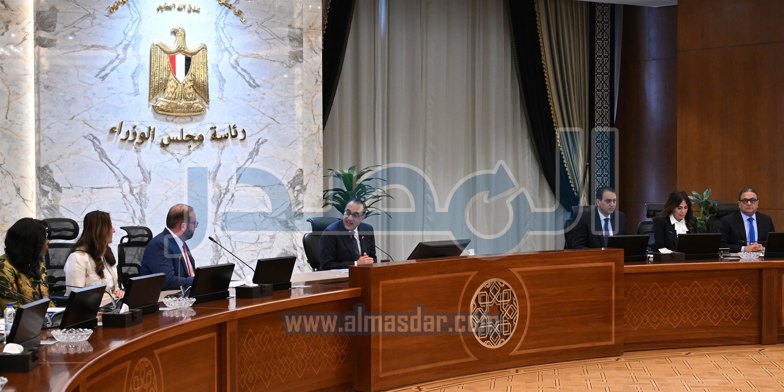 رئيس الوزراء يلتقي وفدًا من أعضاء مجلس النواب الأمريكي