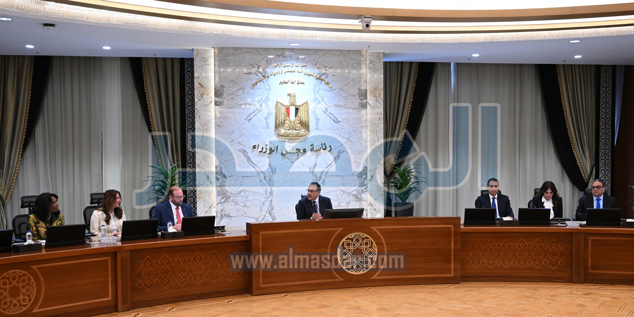 رئيس الوزراء يلتقي وفدًا من أعضاء مجلس النواب الأمريكي