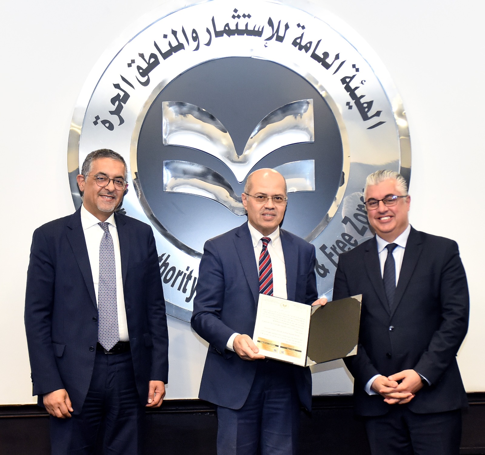 الهيئة العامة للاستثمار تسلم ست رخص ذهبية جديدة