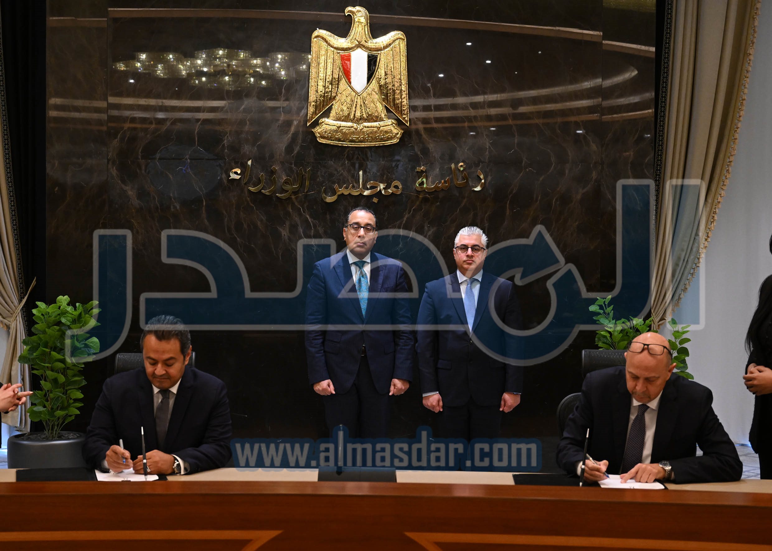 مدبولي يشهد توقيع اتفاقية إطارية لإقامة مصنع