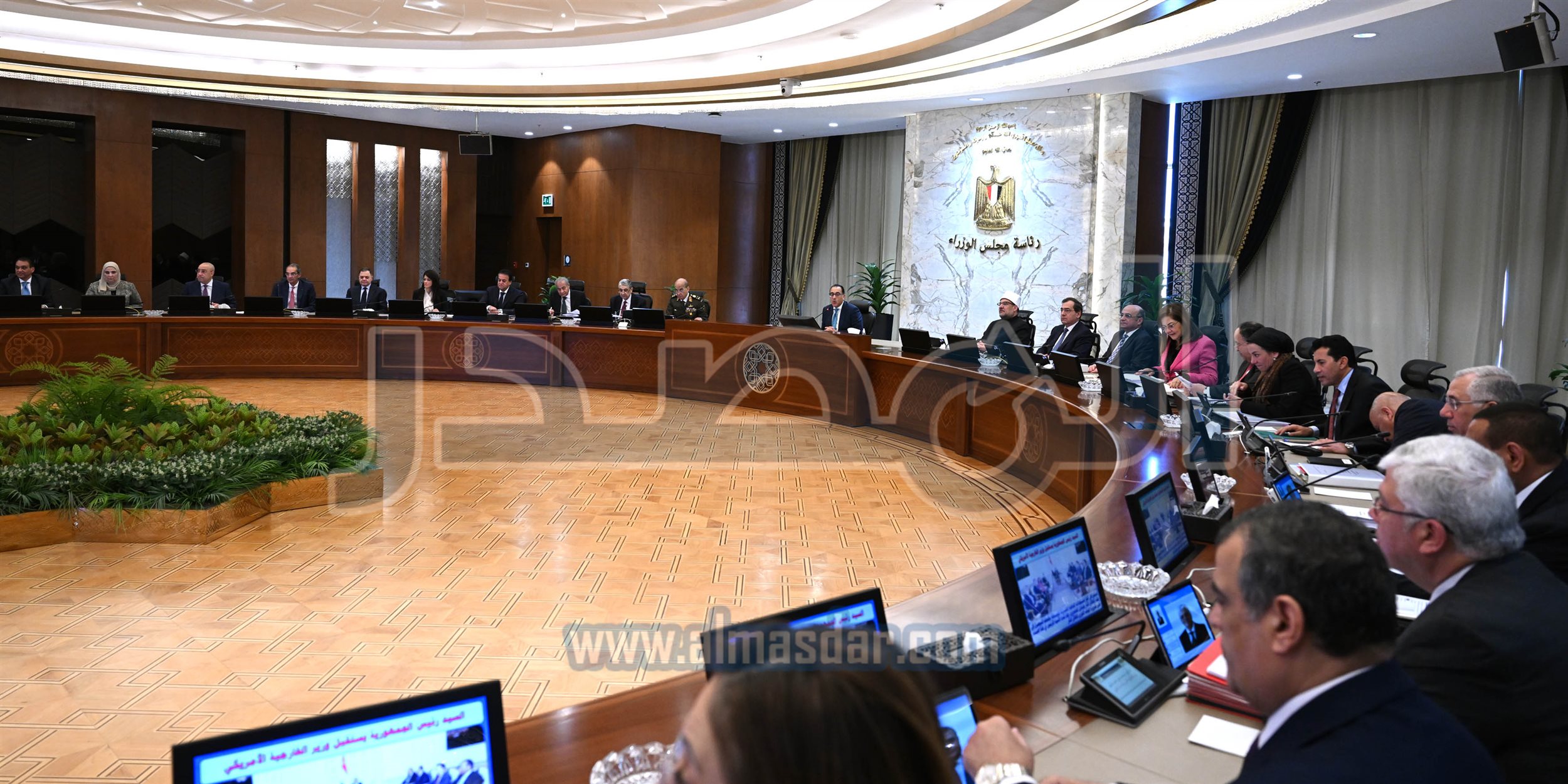 مجلس الوزراء يبدأ اجتماعه الأسبوعي بالعاصمة الإدارية الجديدة