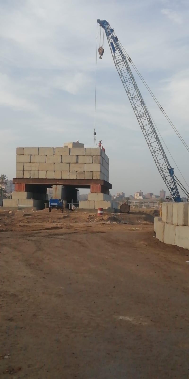 وزير النقل يتفقد مشروع المرحلة الأولى من مترو الإسكندرية