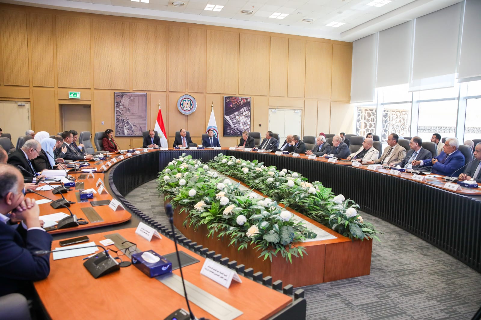 وزير المالية فى حوار مفتوح مع المستثمرين والمصدرين حول الموازنة الجديدة