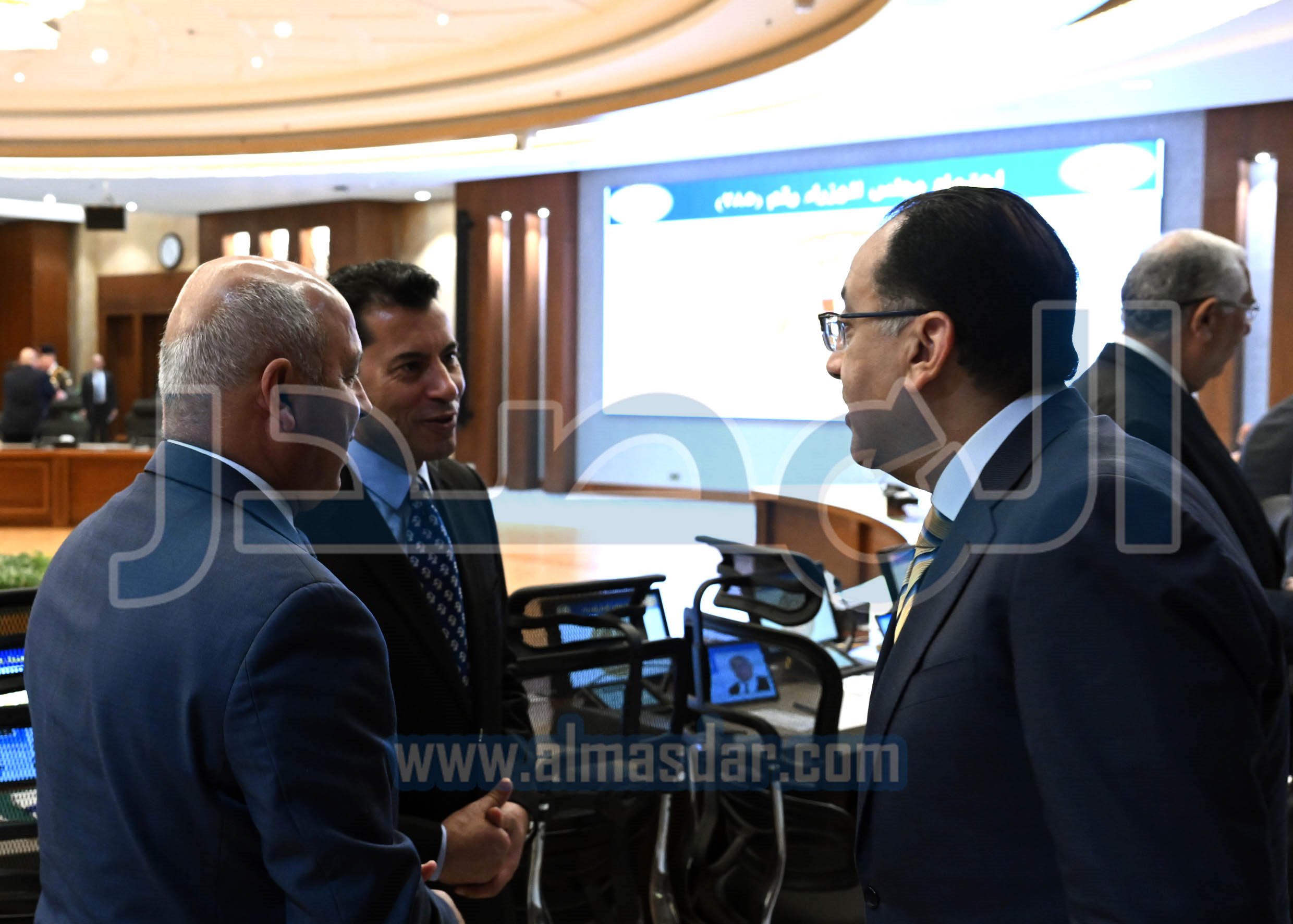 مجلس الوزراء يبدأ اجتماعه الأسبوعي بالعاصمة الإدارية الجديدة