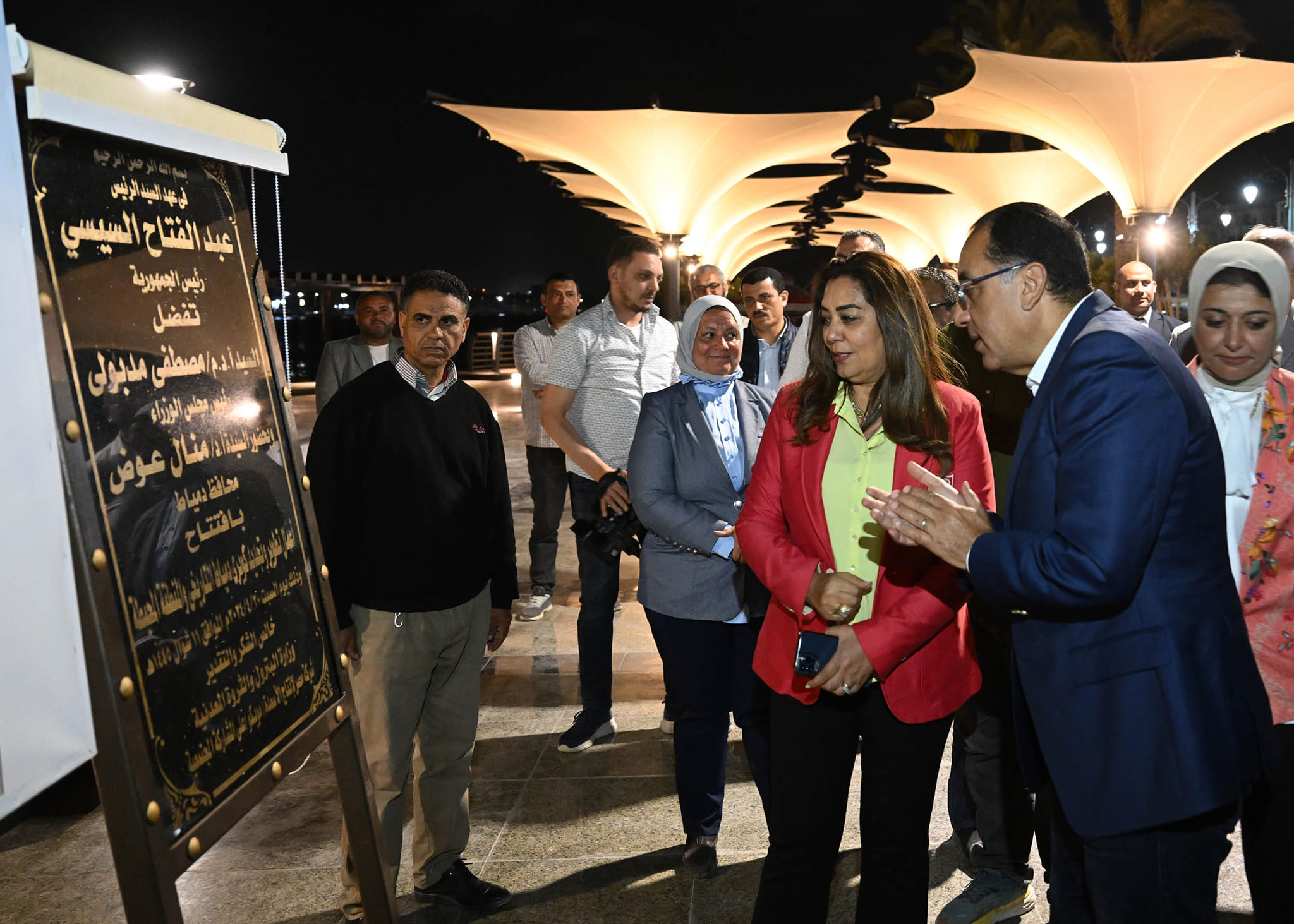 رئيس الوزراء يفتتح كوبري دمياط التاريخي