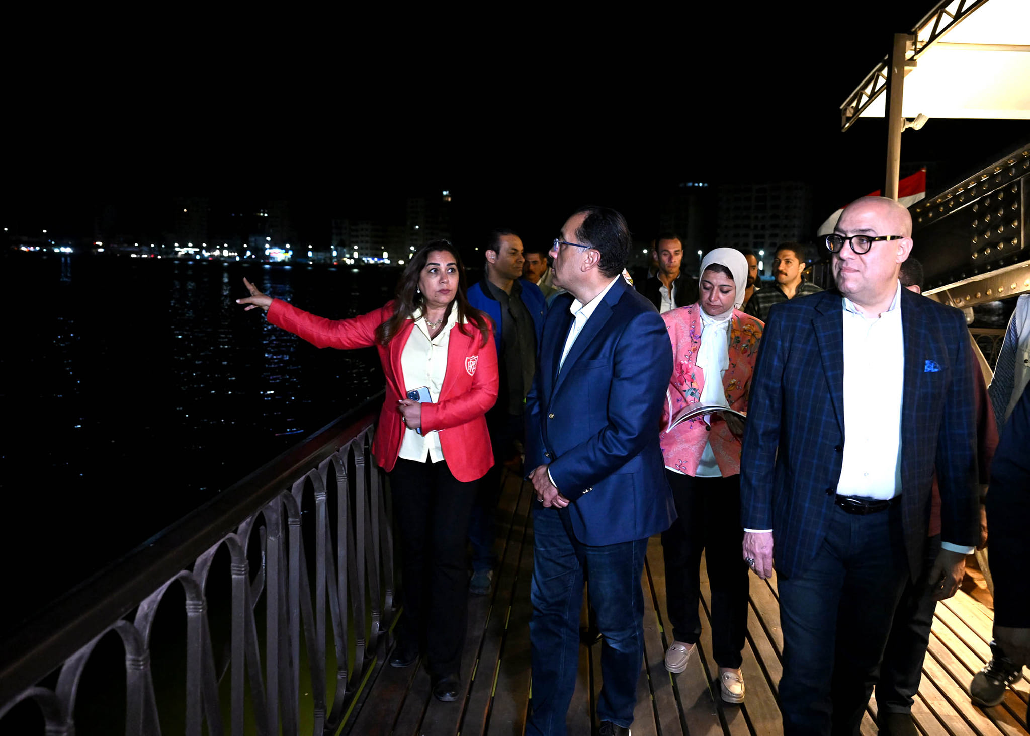 رئيس الوزراء يفتتح كوبري دمياط التاريخي
