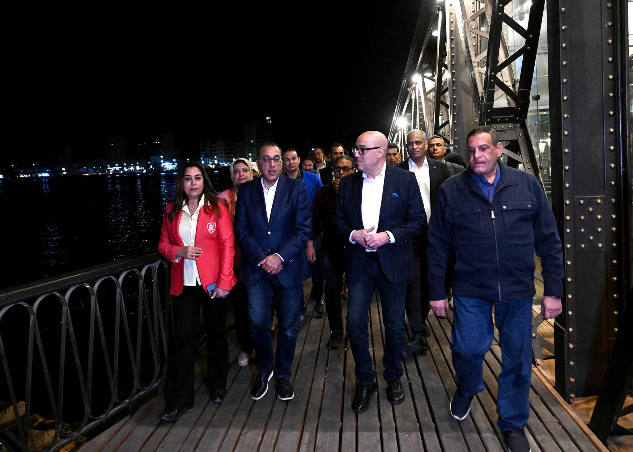 رئيس الوزراء يفتتح كوبري دمياط التاريخي