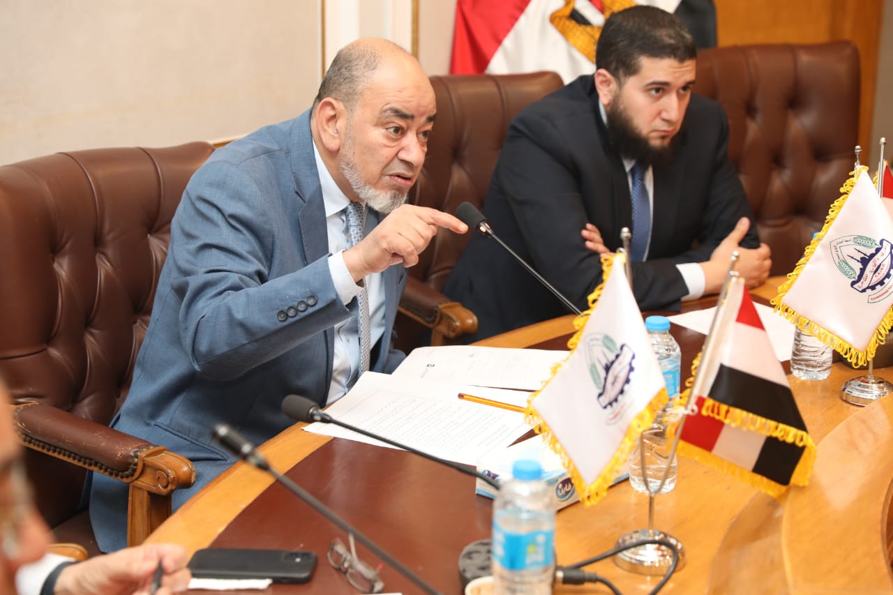 اجتماع الشعبة العامة للمستلزمات الطبية