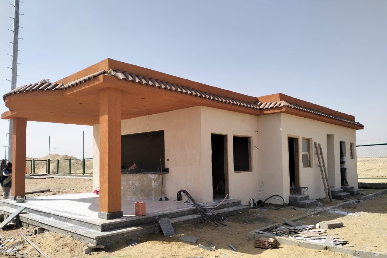 وزير الإسكان يتابع مشروعات الخدمات ورفع الكفاءة والتطوير