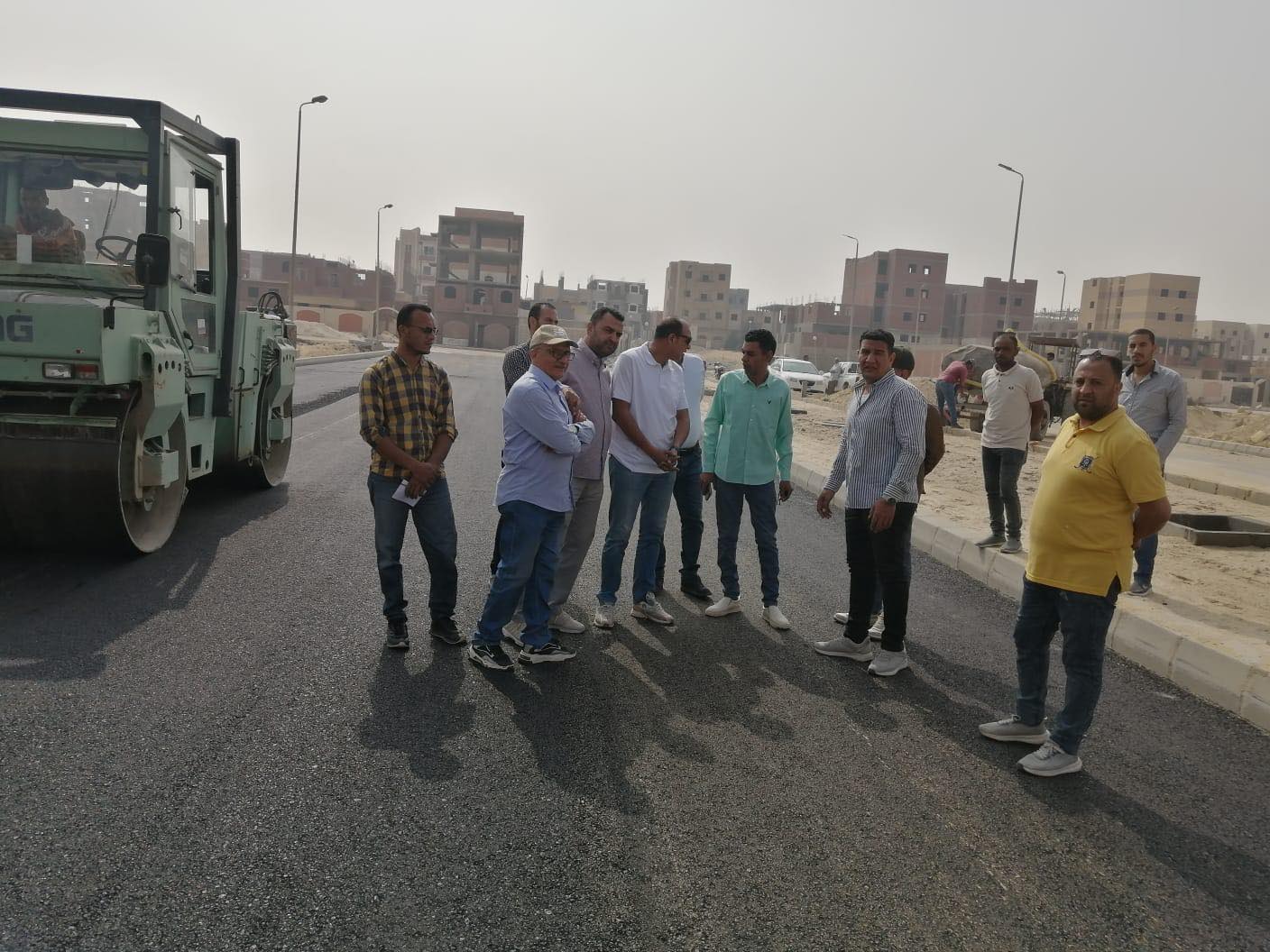 وزير الإسكان يتابع مشروعات الخدمات ورفع الكفاءة والتطوير