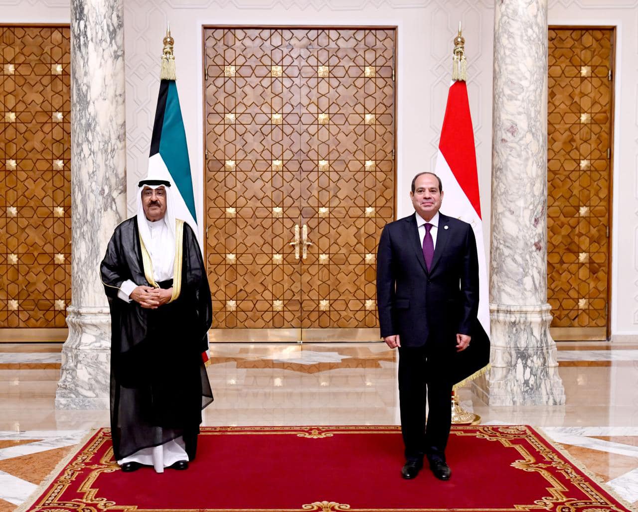 الرئيس السيسي يستقبل أمير دولة الكويت