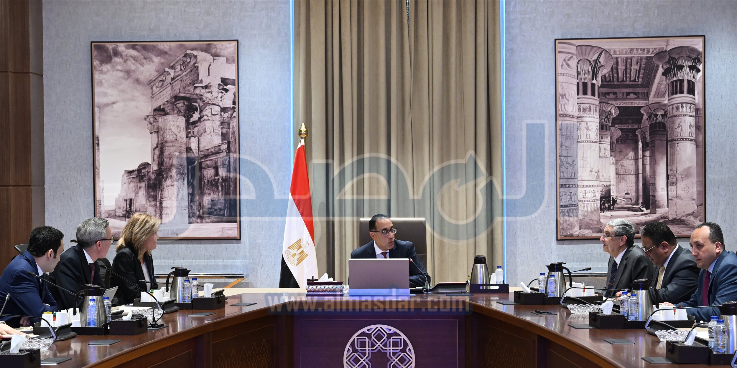 رئيس الوزراء يلتقي الرئيس التنفيذي لشركة