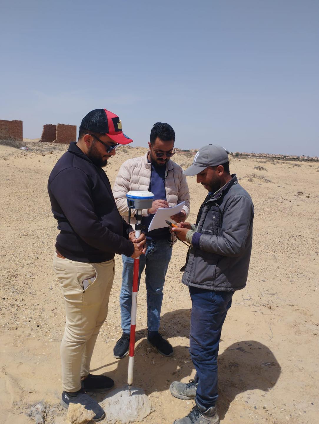 وزير الرياضة خلال جولته بمحافظة جنوب سيناء
